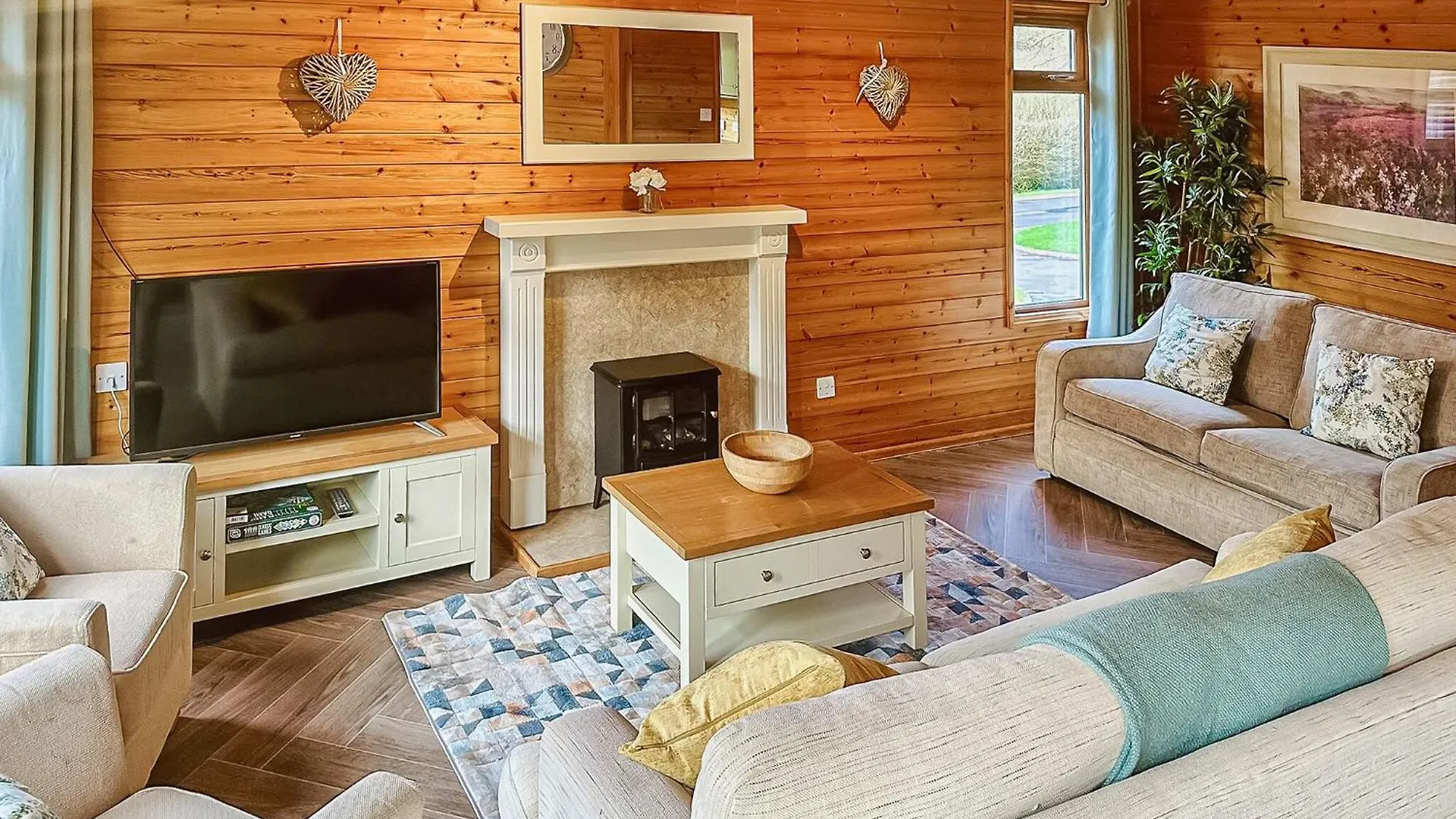 Pant Wilkin Lodges And Equestrian Centre Cowbridge 0*,